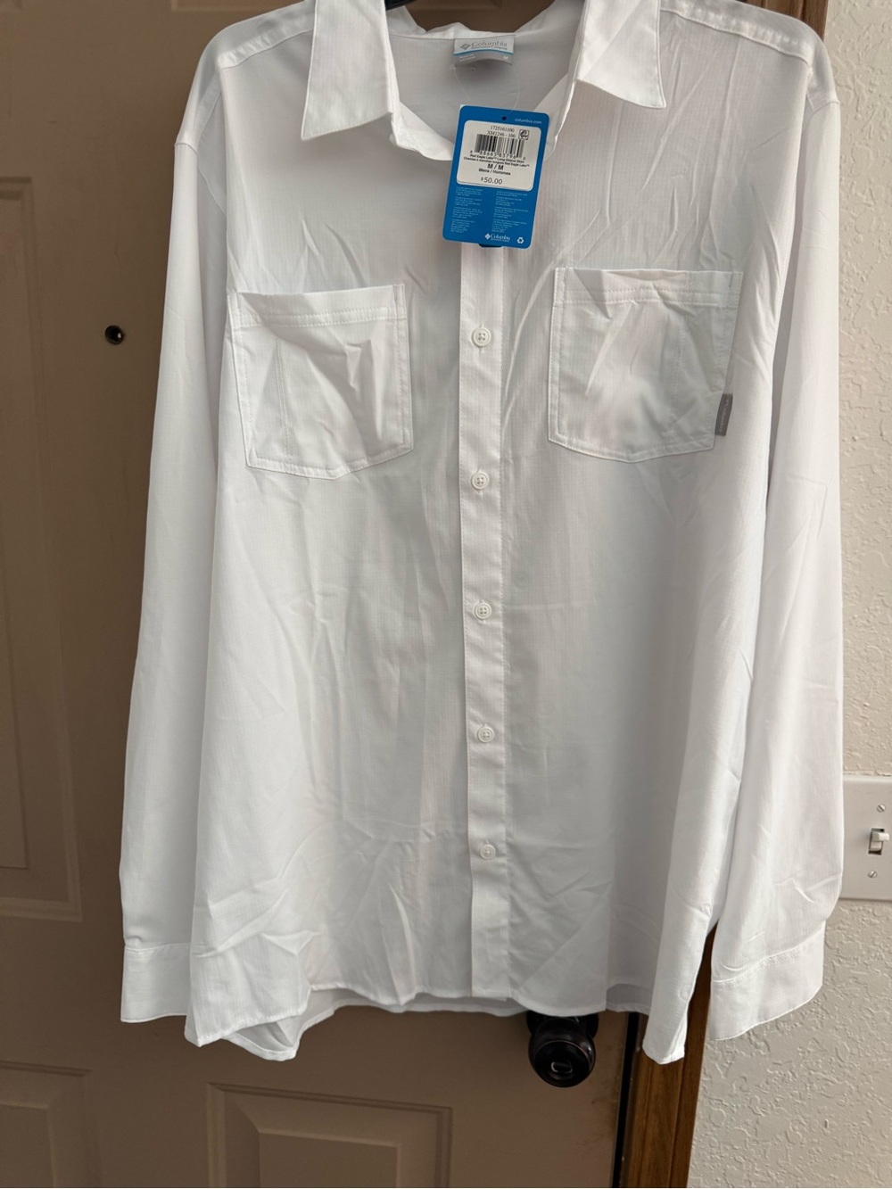 Columbia Men's White Long-Sleeve Button-Down Shirt